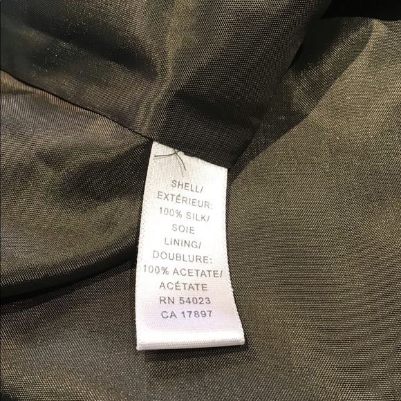 Banana Republic Silk Pleated Skirt - Women’s 8 - Picture 6 of 6